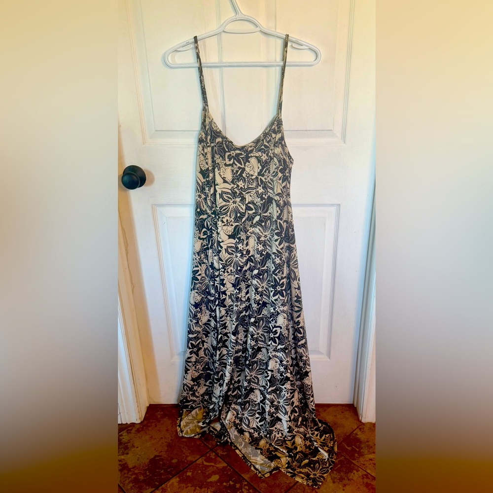 Fits Large!👗🖤New Women Design (NWD) Summer Dress with Spaghetti Straps🖤👗